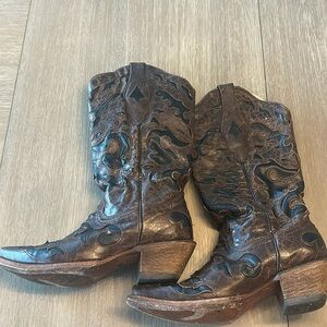 Corral boots black and brown  Sz 5‎